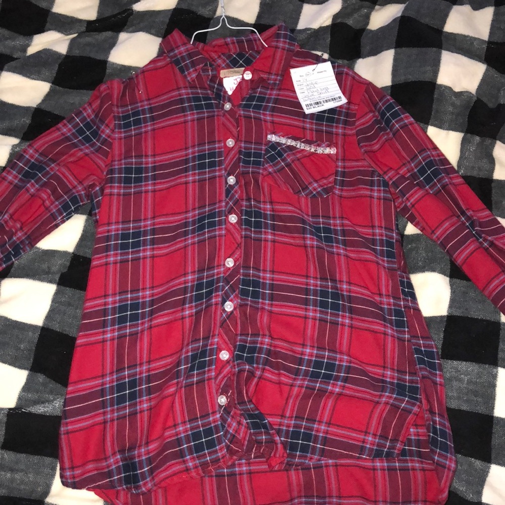 Long sleeve button up shirt